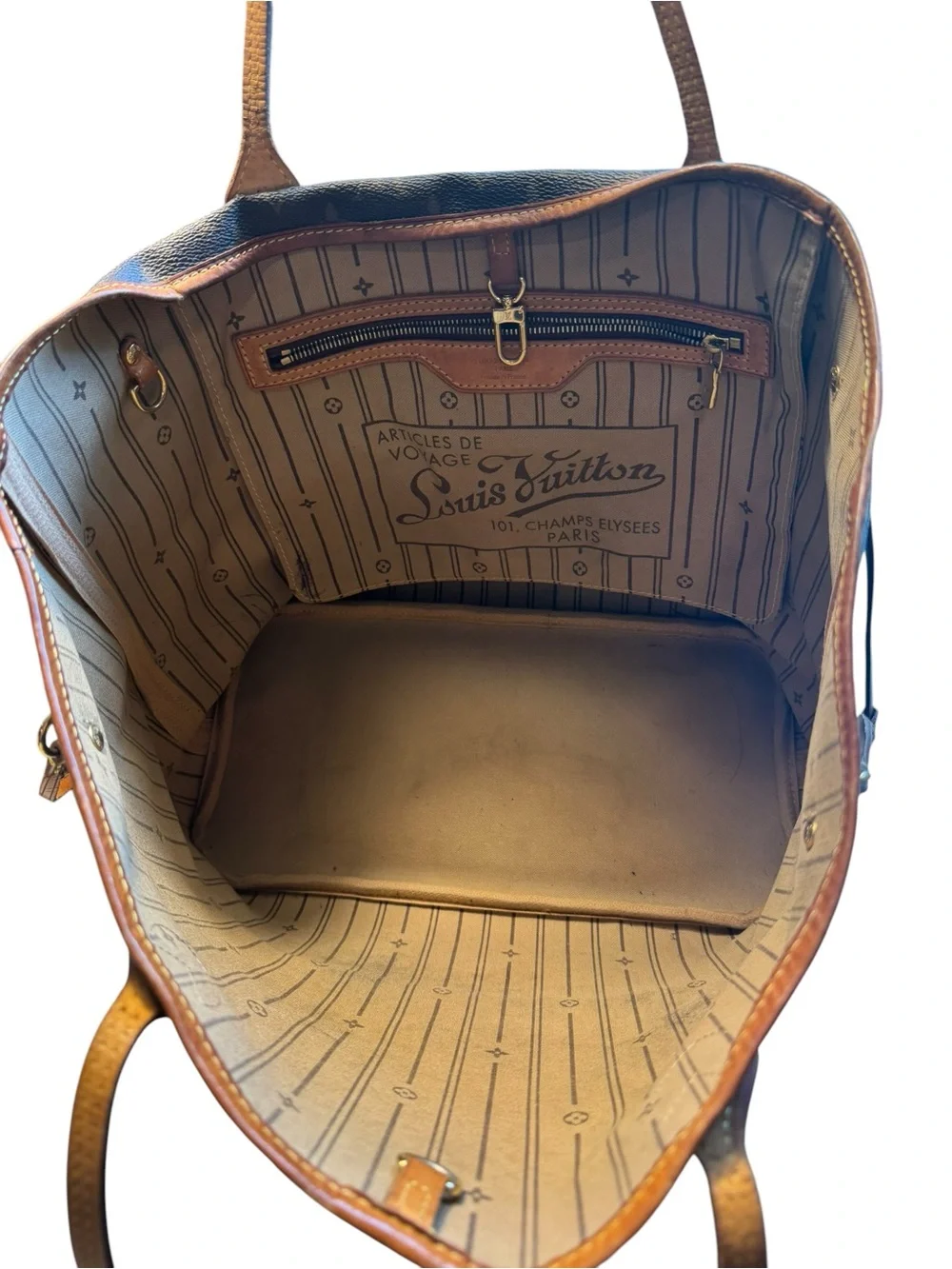 Louis Vuitton Neverfull MM Monogram Tote